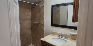  2 Bedroom 2 Bath Condo Gallery 12