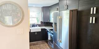 Seasonal Short-Term Venice Island Townhouse Steps from Venice Beach! Gallery 30