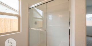 2022 South/East Fresno Home, 4BR/2BA - Lots of Amenities! Gallery 1