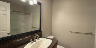 3br/2ba House with Garage, Enclosed Yard & Solar Panels! Pets Negotiable! Gallery 16