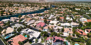 Beautiful Summerlin home in a gated community. Gallery 35