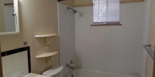 1250 Elder Ave - 1 Gallery 9