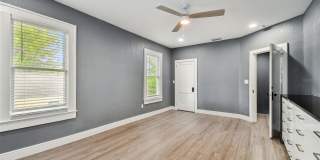 6810 N NAVIN AVENUE Gallery 31