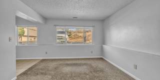 Beautiful 2 Bed 1 Bath Condo Near Old Colorado!! Gallery 4