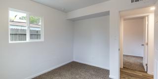 4535 E 14th St Gallery 16