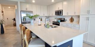 Annual UNFURNISHED or FURNISHED for your convenience: 2 Bedroom 2 Bathroom 2nd Floor Elevator access Condo in Wellen Park with GOLF MEMBERSHIP available! Gallery 23