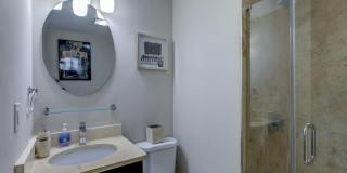 University Place Apartments Gallery 34