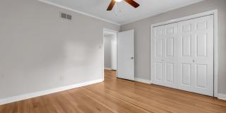 Charming East Memphis home Gallery 26