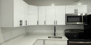 Fully Remodeled 2BR/1BA in Little Havana Gallery 5