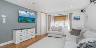 377 Bay 8th St # 6 377 Bay 8th St # 6 Gallery 7
