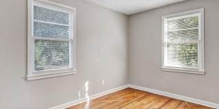 1901 PULLMAN Court Gallery 23