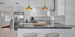 21332 NE 18th Pl Gallery 1