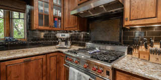 Beautiful Westside Craftsman | Prime Bend Location Gallery 8