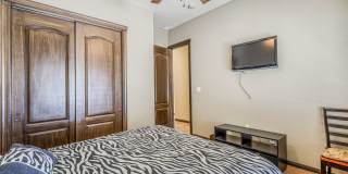 Westside area (Completely Furnished) Beautiful 4 bed/3 baths Westside area (Completely Furnished) Beautiful 4 bed/3 baths Gallery 38