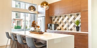 Axio 8400 Gallery 19