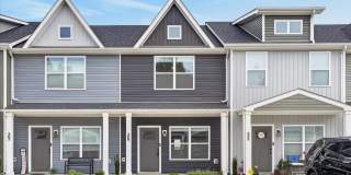 Pet Friendly Two Bedroom! Pet Friendly Two Bedroom! Gallery 1