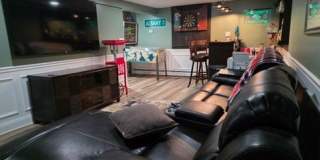 Spacious 4BR 2 BA House in Lindenhurst Gallery 22