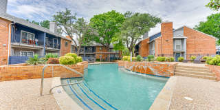 The Manhattan Gallery 17