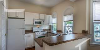 Nicely Priced, Spacious 2-bed/2-bath in Allston Avail for 9/1! Gallery 8