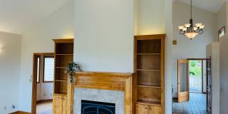 Stunning Custom Home with Beautiful Views Gallery 6
