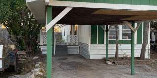 2 bed, 2 bath, CARPORT parking Gallery 1