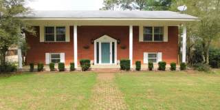 Come look at this beautiful  West Side Russellville Home Gallery 1