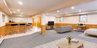 3135 S Lowe Avenue Gallery 2