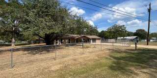 Charming 3BR House in Mabank near Cedar Creek Lake Gallery 1