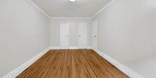 4392 Carpenter apt #2 Avenue Gallery 21
