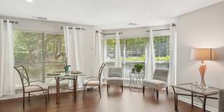 University Ridge Apartments Gallery 2