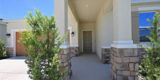 685 CROWN ROSE Drive Gallery 36