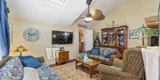 204 Randall Avenue Gallery 8