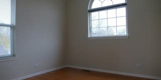 2052 SPICE Lane Gallery 16