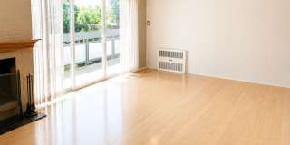 Move In Special! $500 off 1st month's rent! 2 Bedroom 1 Bath Condo With Tons of Character and Amenities! Gallery 4