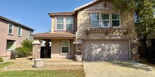 4 Bedroom 3 Bathroom Home in Surprise! Has Loft & Additional Office/Den! Gallery 3