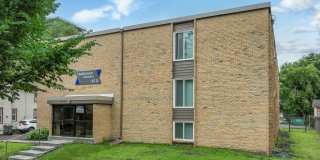 Campus East Apartments: Your Perfect Home Near U of M Twin Cities! Gallery 1
