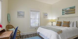 843 E Grand Harbour Gallery 19