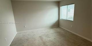 585 NW 11th Ave Gallery 20