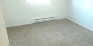 Charming 3BR House in Medford Gallery 3
