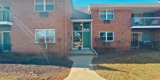 806 Eves Dr Gallery 1