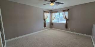 An Amazing NW Home! Over 3300 sq ft w/ pool & spa! Must see! Gallery 30