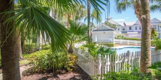 947 HEMINGWAY CIRCLE Gallery 64