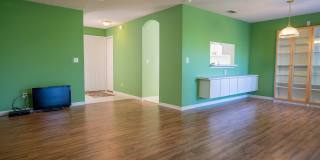 55+ Kings Ridge ~ Sussex ~No rear neighbors near the rear entrance ~ All of the community extras! Gallery 19