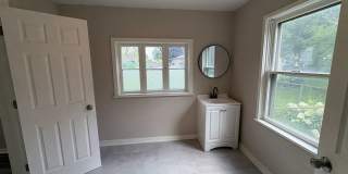 Three bedroom 1 1/2 bathroom single family home for rent Gallery 11