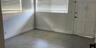 Stunning Apartment  at 467 Golden Isles Drive Gallery 9