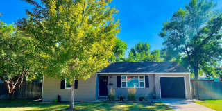 Lovely updated 3 bed/1 bath home w/1 car garage Gallery 1