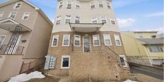 437 Elm St Gallery 1