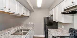 Pebble Point Apartments Gallery 1