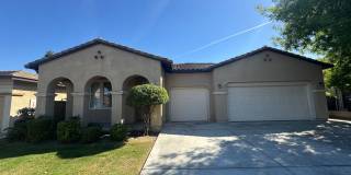 Beautiful home on the Golf Course in the Riverlakes Community! Gallery 1