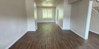Spacious 5BR Home in Wilmerding Gallery 11